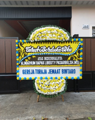Papan Bunga Duka di Pujud